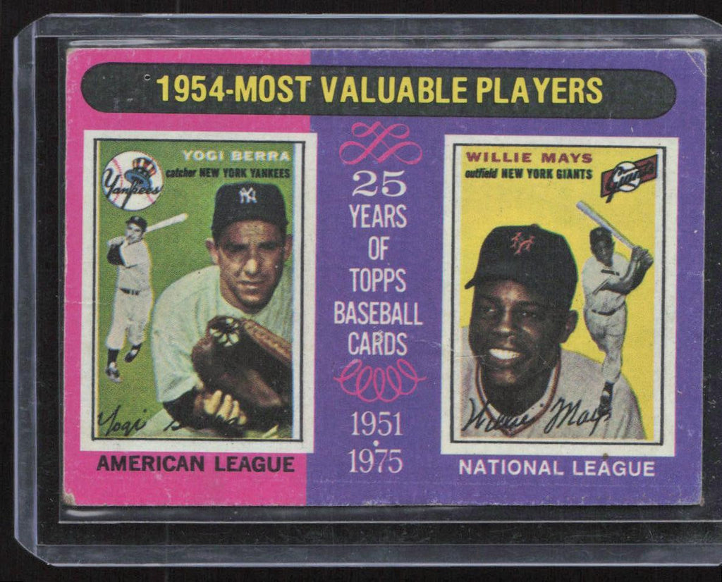 1975 Topps #192 1954 MVPs (Yogi Berra / Willie Mays) MVP
